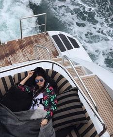 明星全家游艇,豪华游艇全家总动员